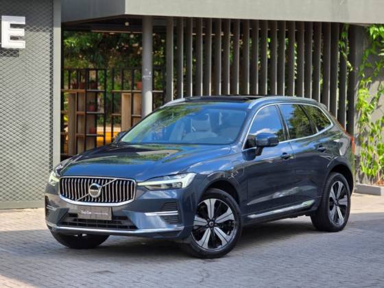 VOLVO XC60 2.0 T8 RECHARGE PLUS AWD GEARTRONIC